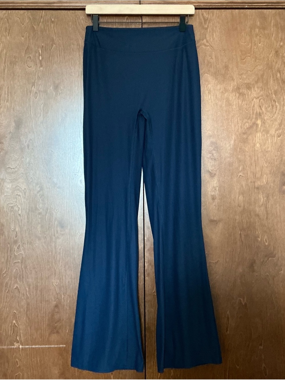 Gymshark Navy Blue Ribbed High Waisted Flare Legging Pants Athleisure Size XL